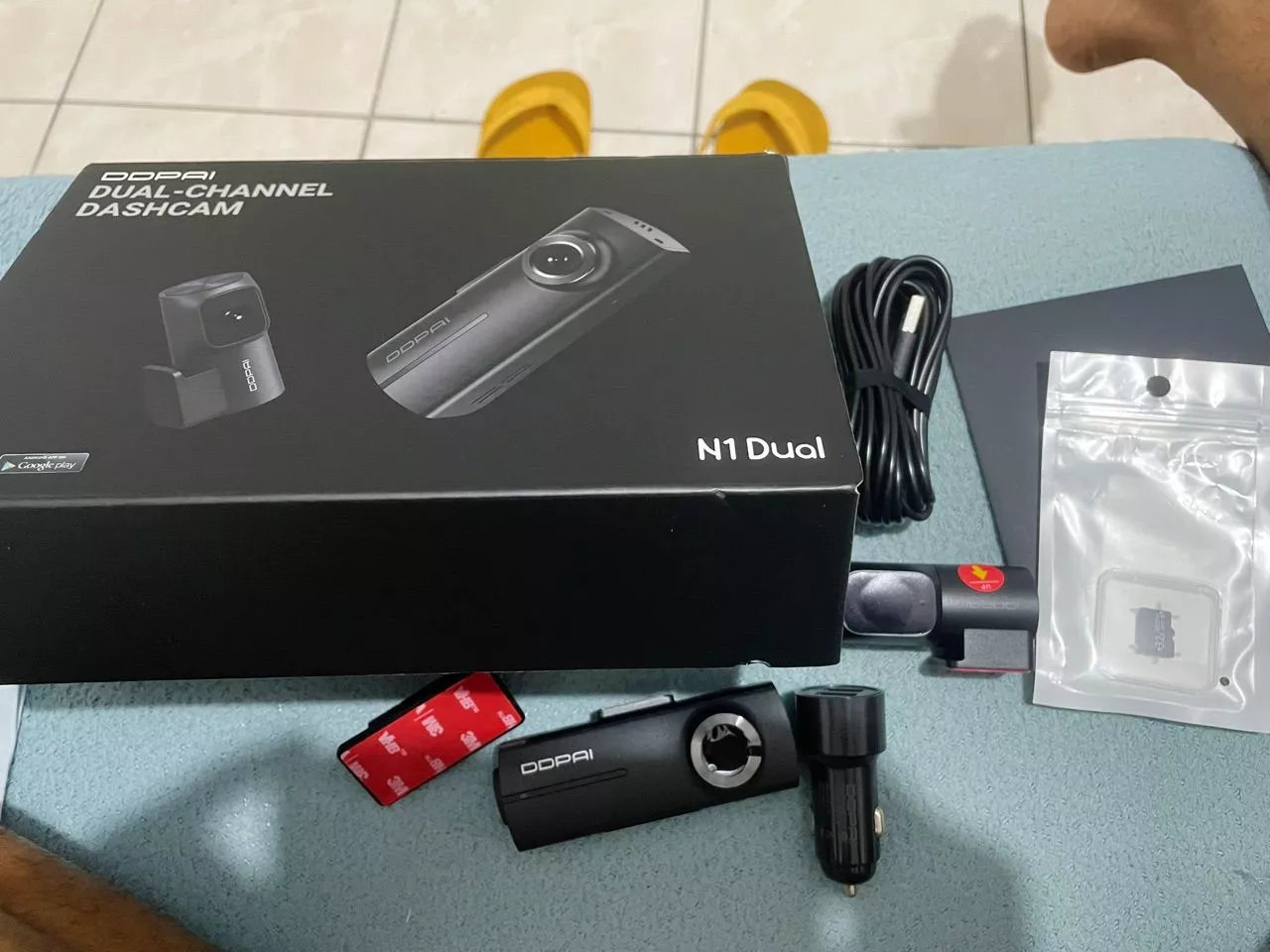 Foto de cliente da câmera veicular DDPAI N1 Dual 9